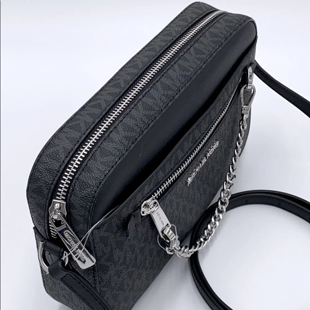 MICHAEL KORS LARGE EW ZP CHAIN XBODY BLACK SIGNATR